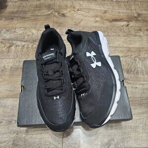 Under Armour Charged Sneaker Men's 11 Extra Wide